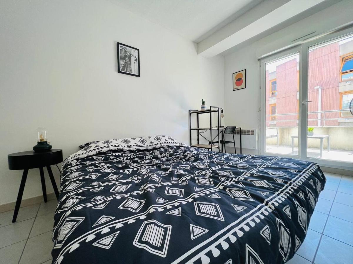 Appartamento Studio le 2, Free Parking, Free WIFI, Transports Nîmes Esterno foto