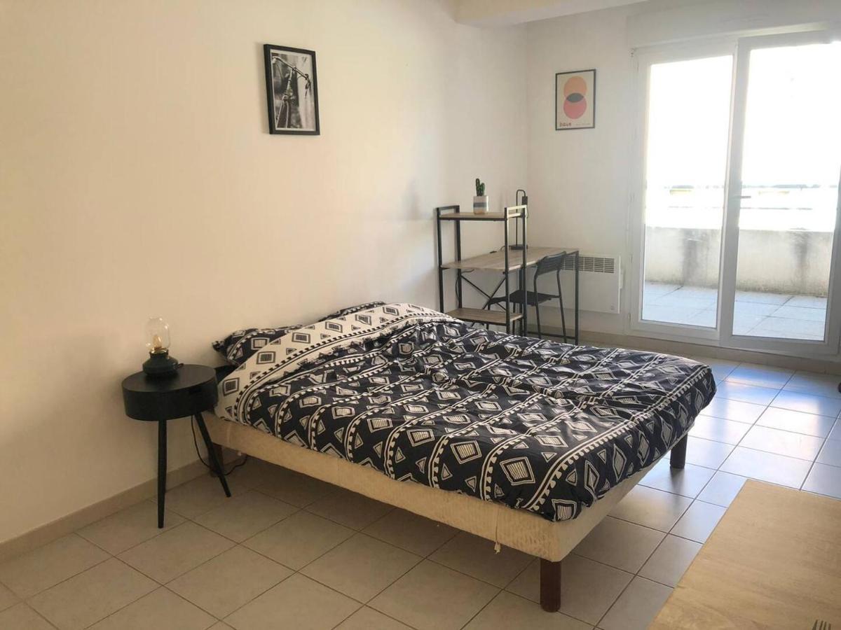 Appartamento Studio le 2, Free Parking, Free WIFI, Transports Nîmes Esterno foto